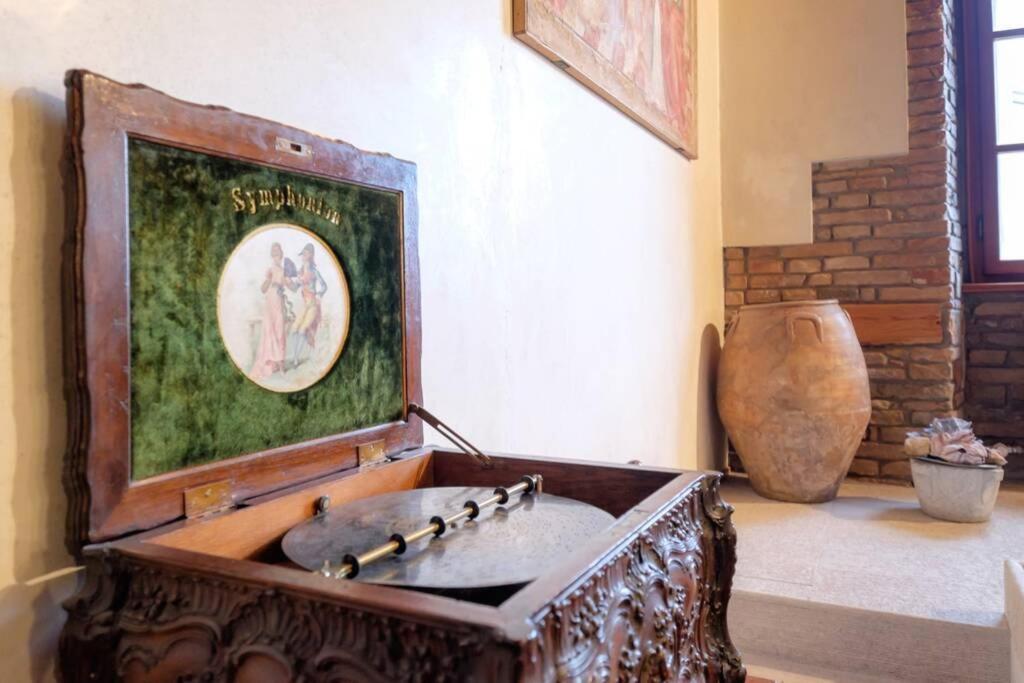 Appartamento 6 Ponterosso - Luxury Attic Trieste Esterno foto