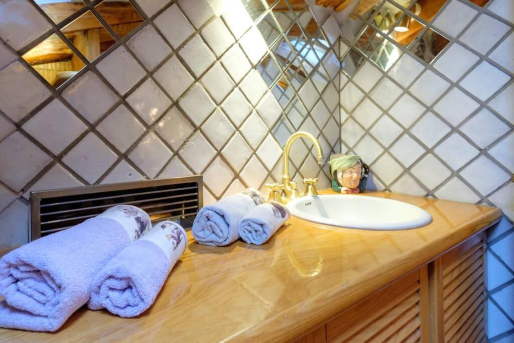 Appartamento 6 Ponterosso - Luxury Attic Trieste Esterno foto